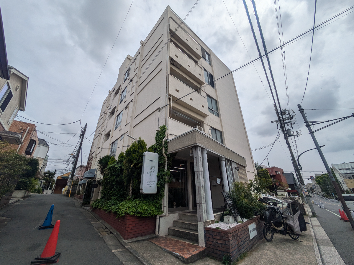 v20260501150758/fresh/building/J00100365331_9