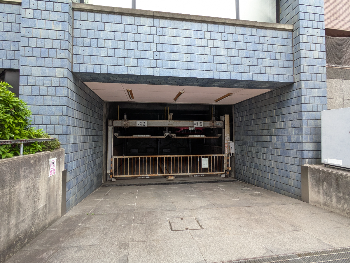 v20260501150758/fresh/building/J00100378715_24