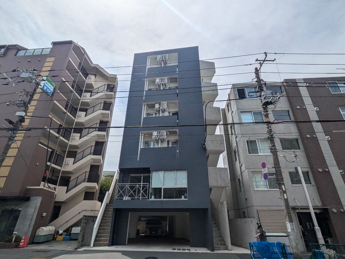 v20260501150758/fresh/building/J00100412825_5