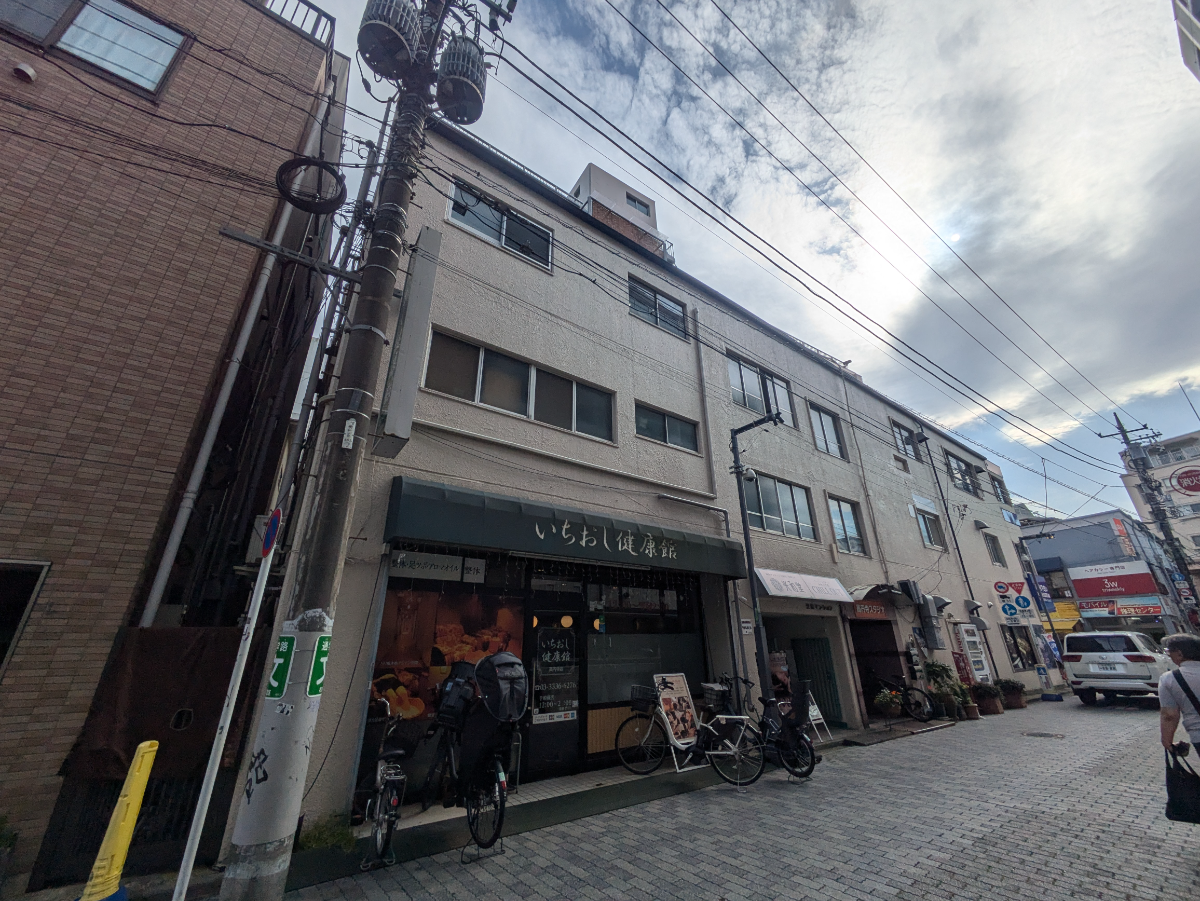 v20260501150758/fresh/building/J00100415048_12
