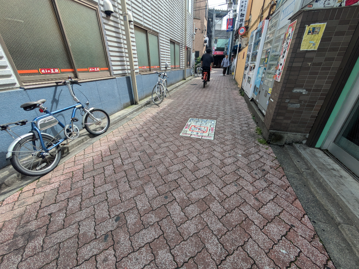 v20260501150758/fresh/building/J00100419950_8