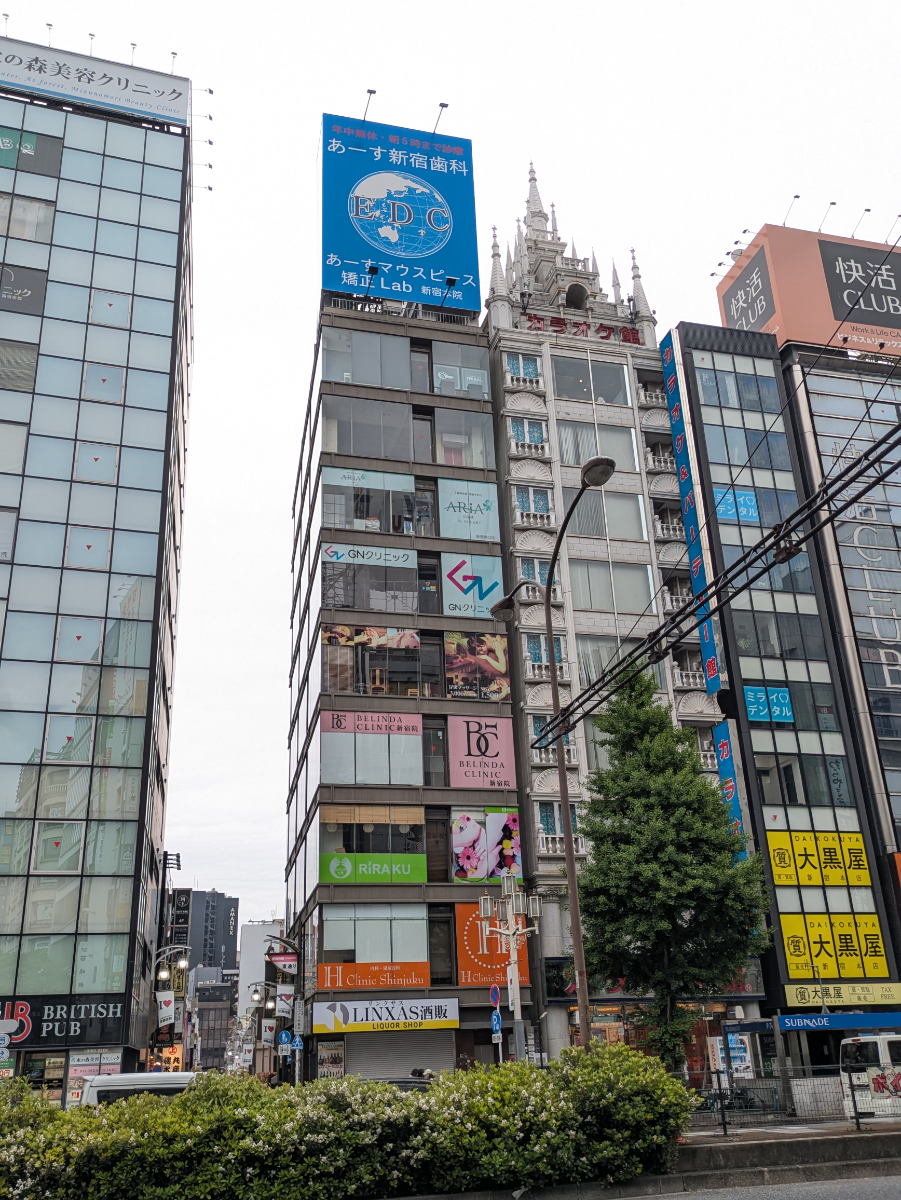 v20260503150631/fresh/building/J00100381465_17