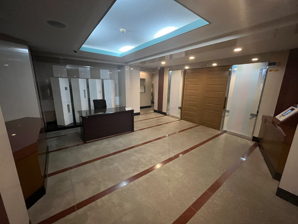 v20260509150639/fresh/building/J00100635235_3