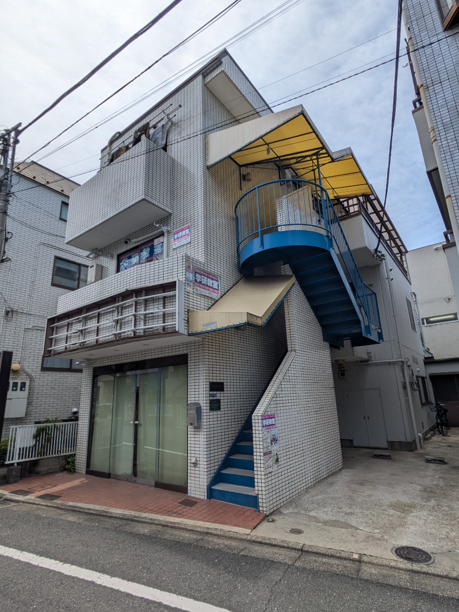 v20260509150639/fresh/building/J00100635306_10