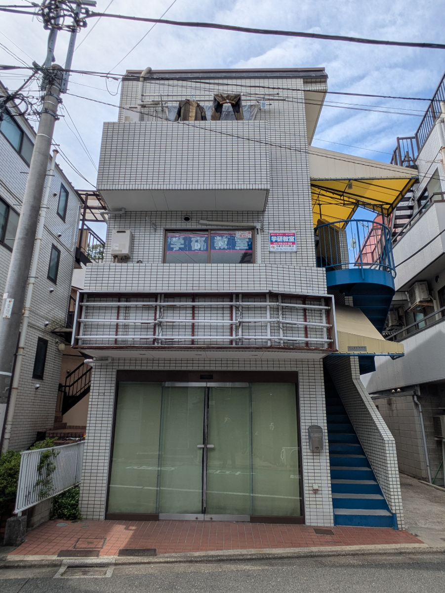 v20260509150639/fresh/building/J00100635306_5