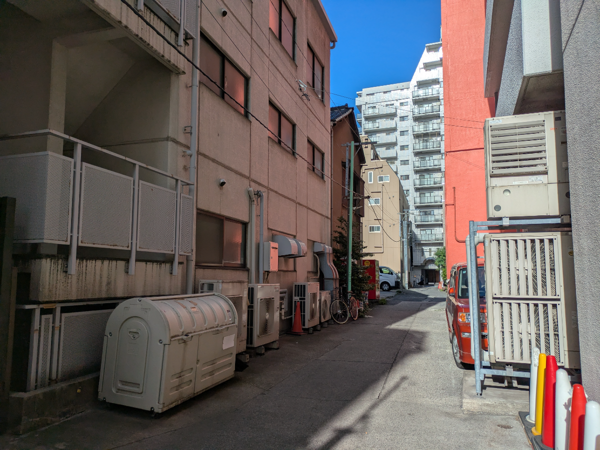 v20260510150637/fresh/building/J00100386400_13