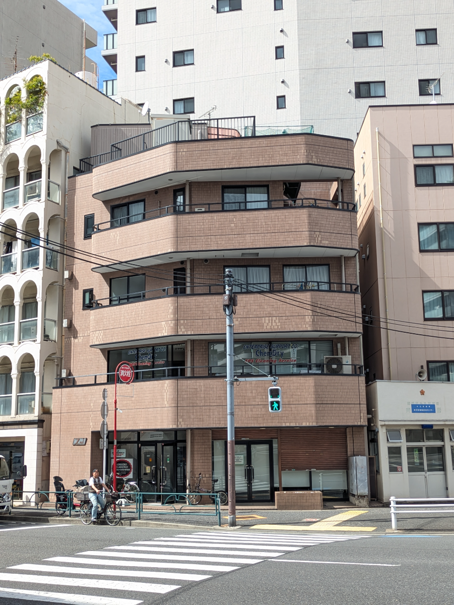 v20260516150634/fresh/building/J00100386567_1