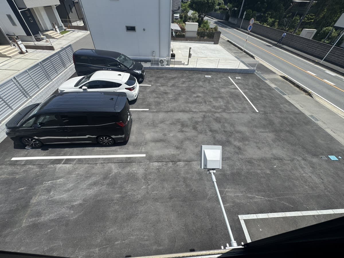 v20260518150754/fresh/building/J00100636751_4