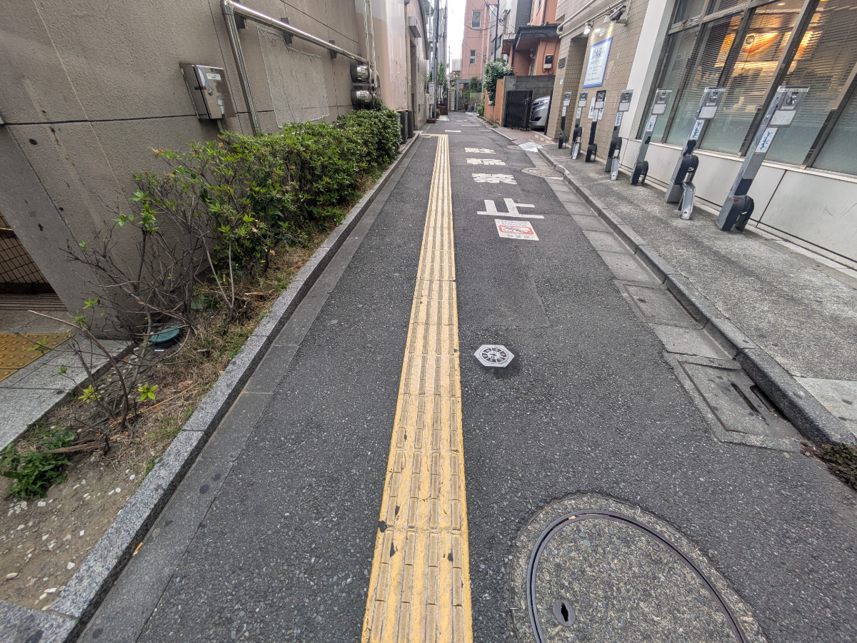 v20260528150859/fresh/building/J00100369852_13