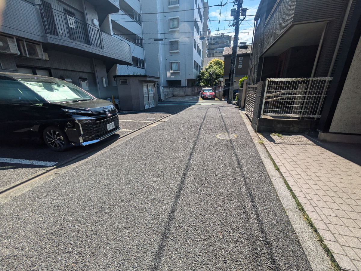 v20260528150859/fresh/building/J00100409983_16