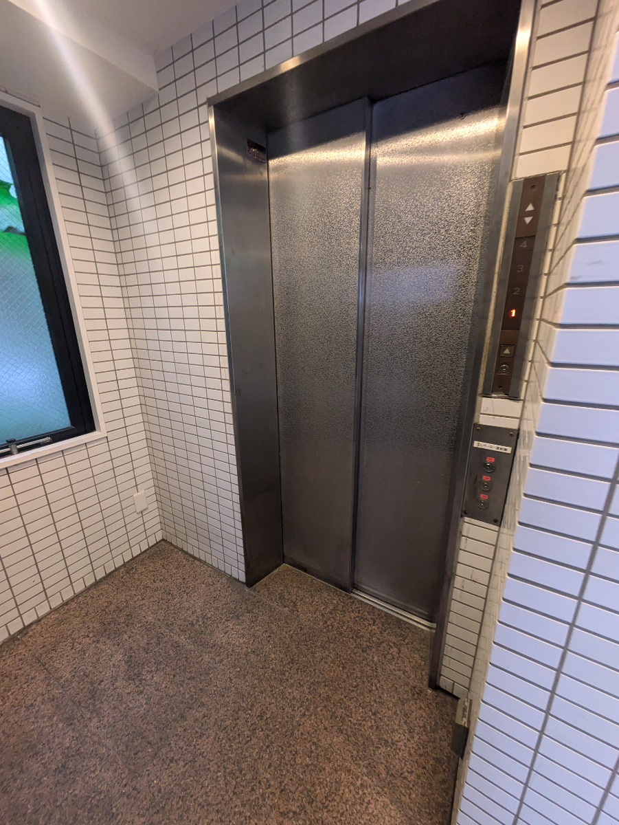 v20260528150859/fresh/building/J00100492461_4