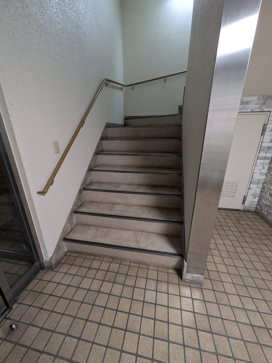 v20260606150637/fresh/building/J00100421195_9