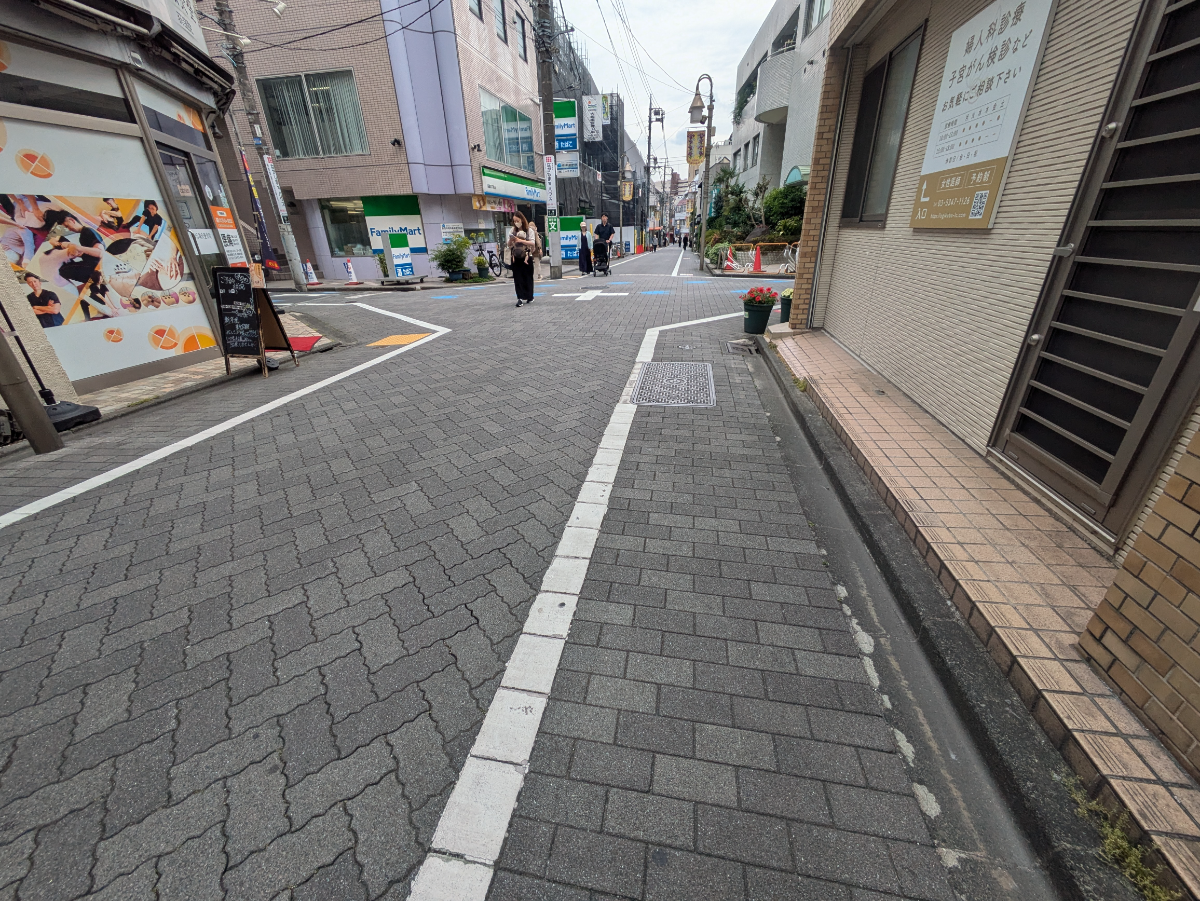v20260606150637/fresh/building/J00100428590_13