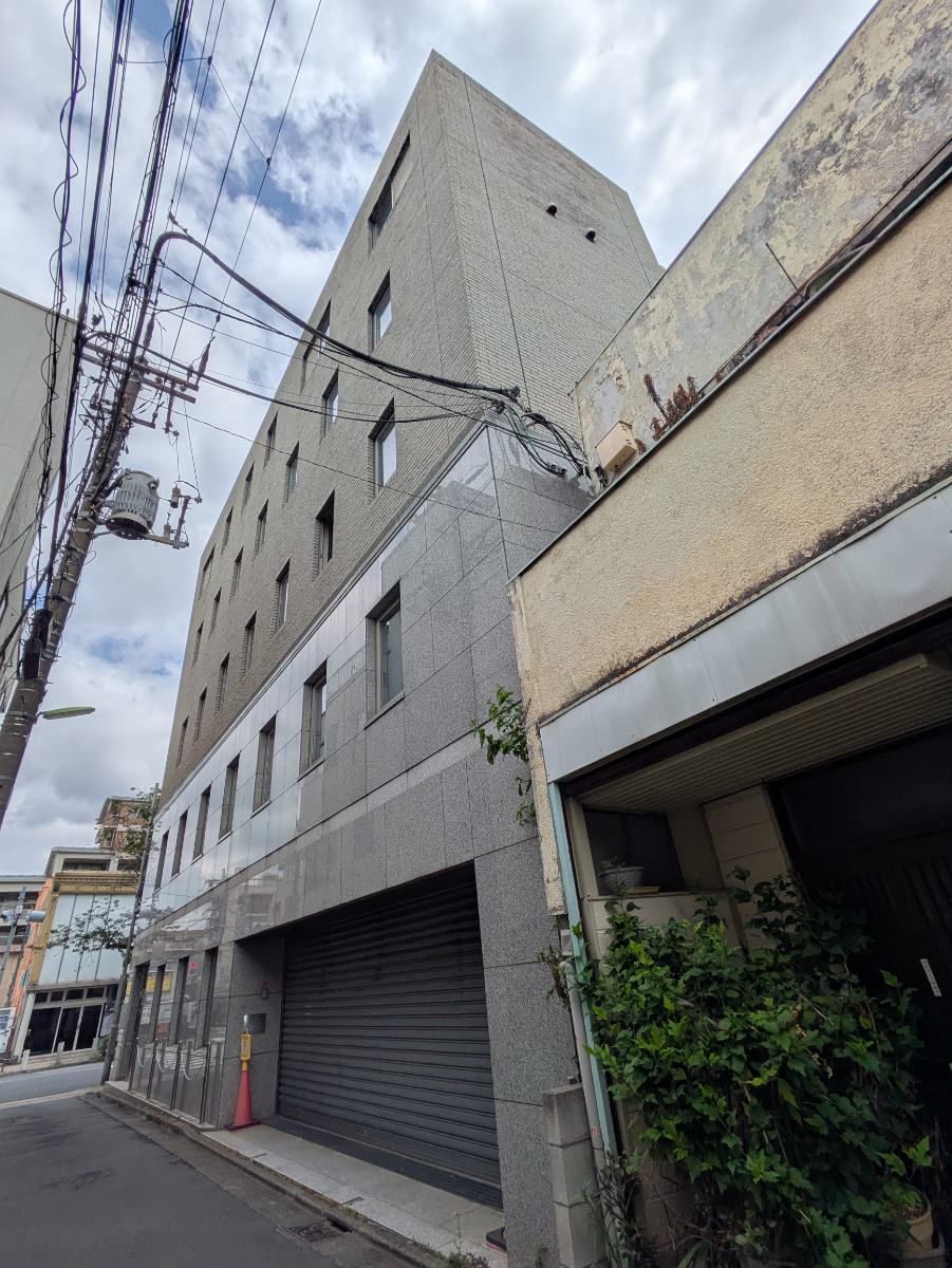 v20260607150736/fresh/building/J00100498281_10
