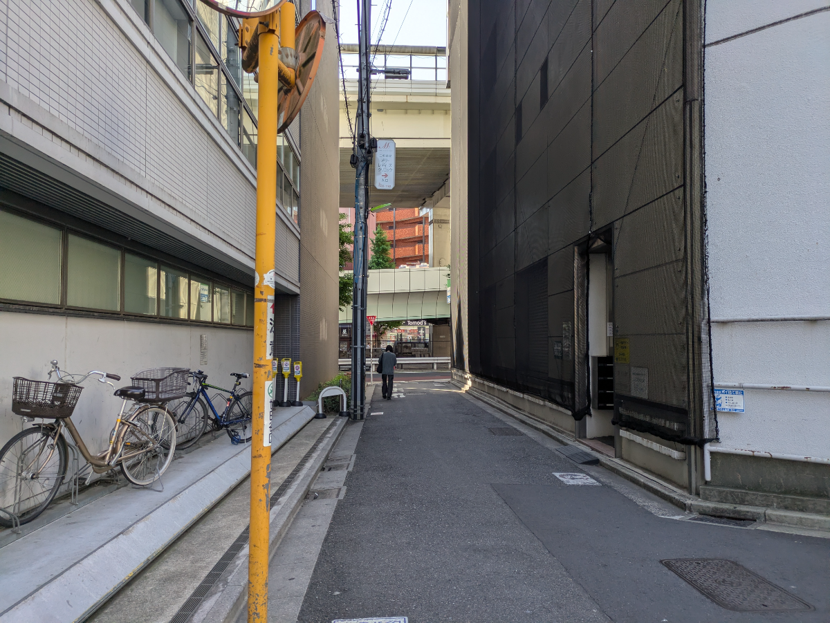 v20260609151013/fresh/building/J00100373333_15