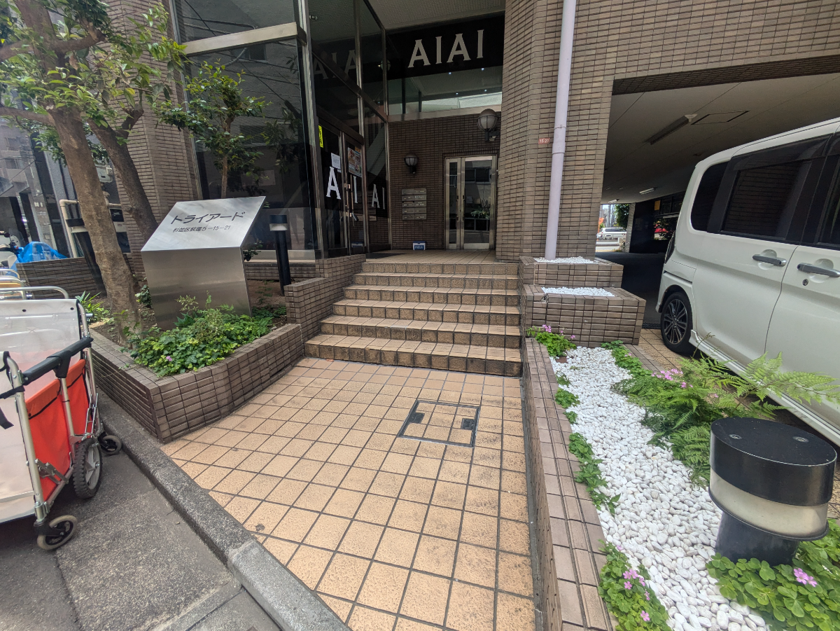 v20260610150910/fresh/building/J00100380242_7