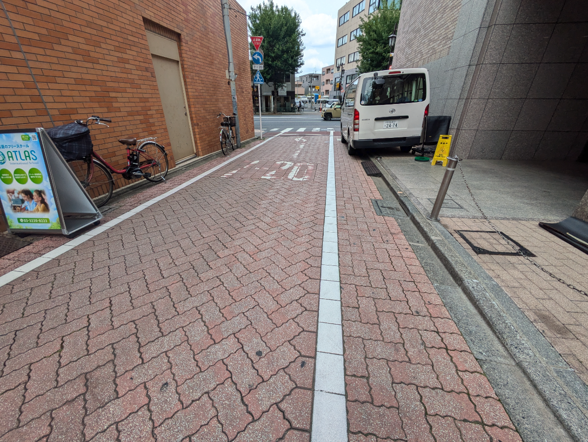 v20260610150910/fresh/building/J00100384847_12