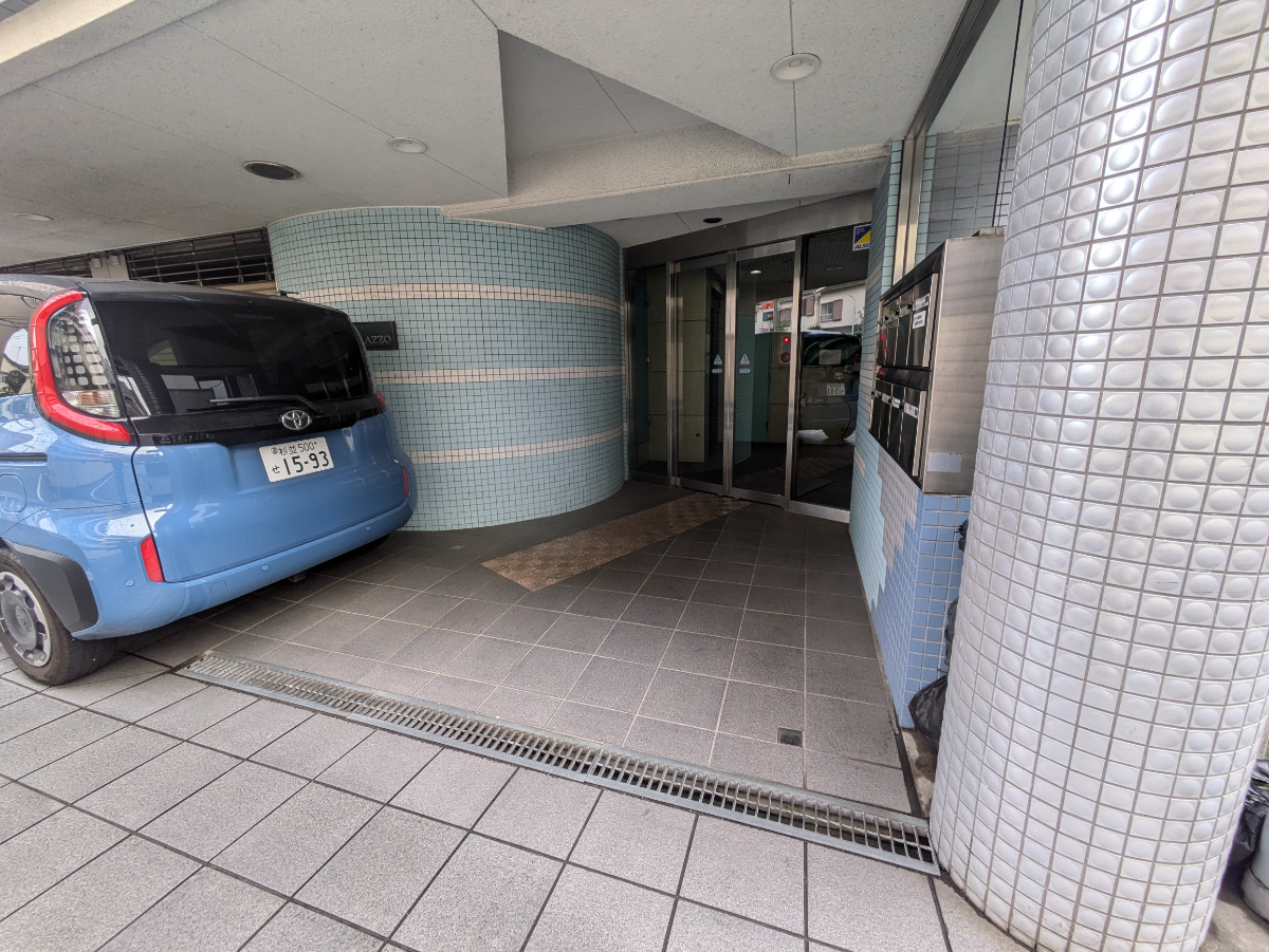 v20260610150910/fresh/building/J00100384852_3