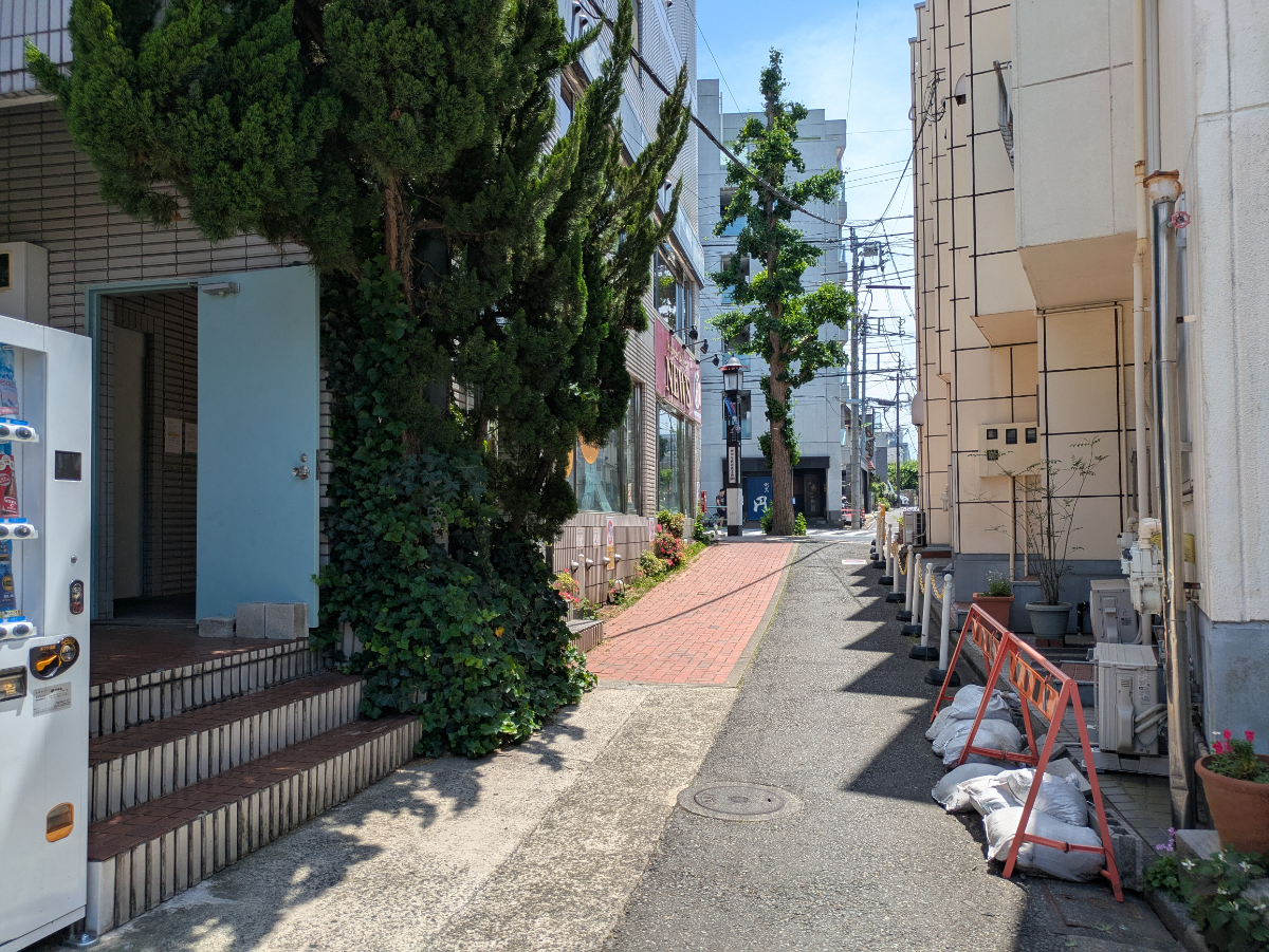 v20260613150736/fresh/building/J00100403848_8