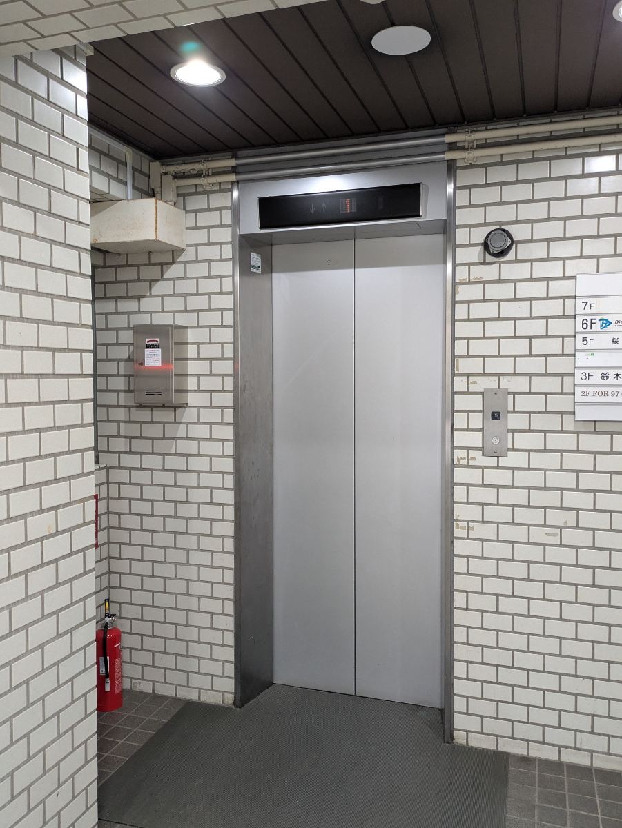 v20260613150736/fresh/building/J00100635986_4