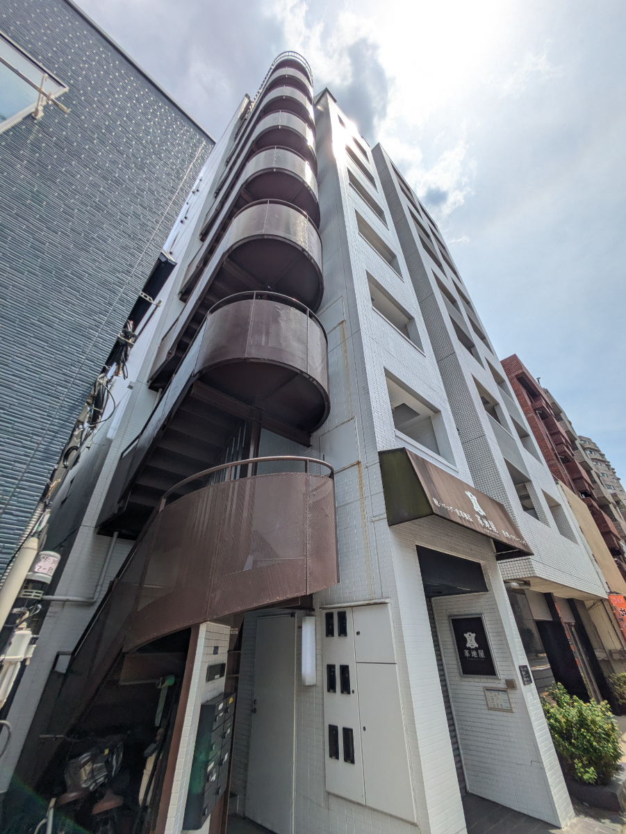 v20260625150747/fresh/building/J00100368393_12