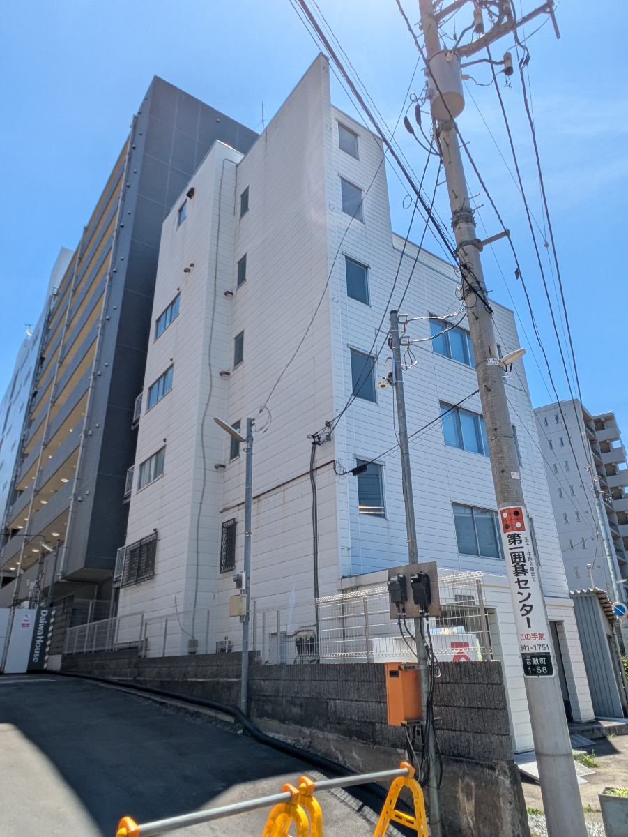 v20260625150747/fresh/building/J00100405271_13