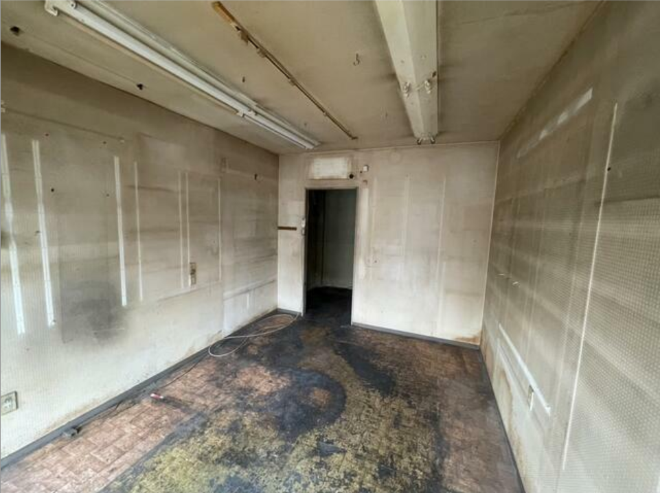 v20260629150902/fresh/building/J00100653394_3