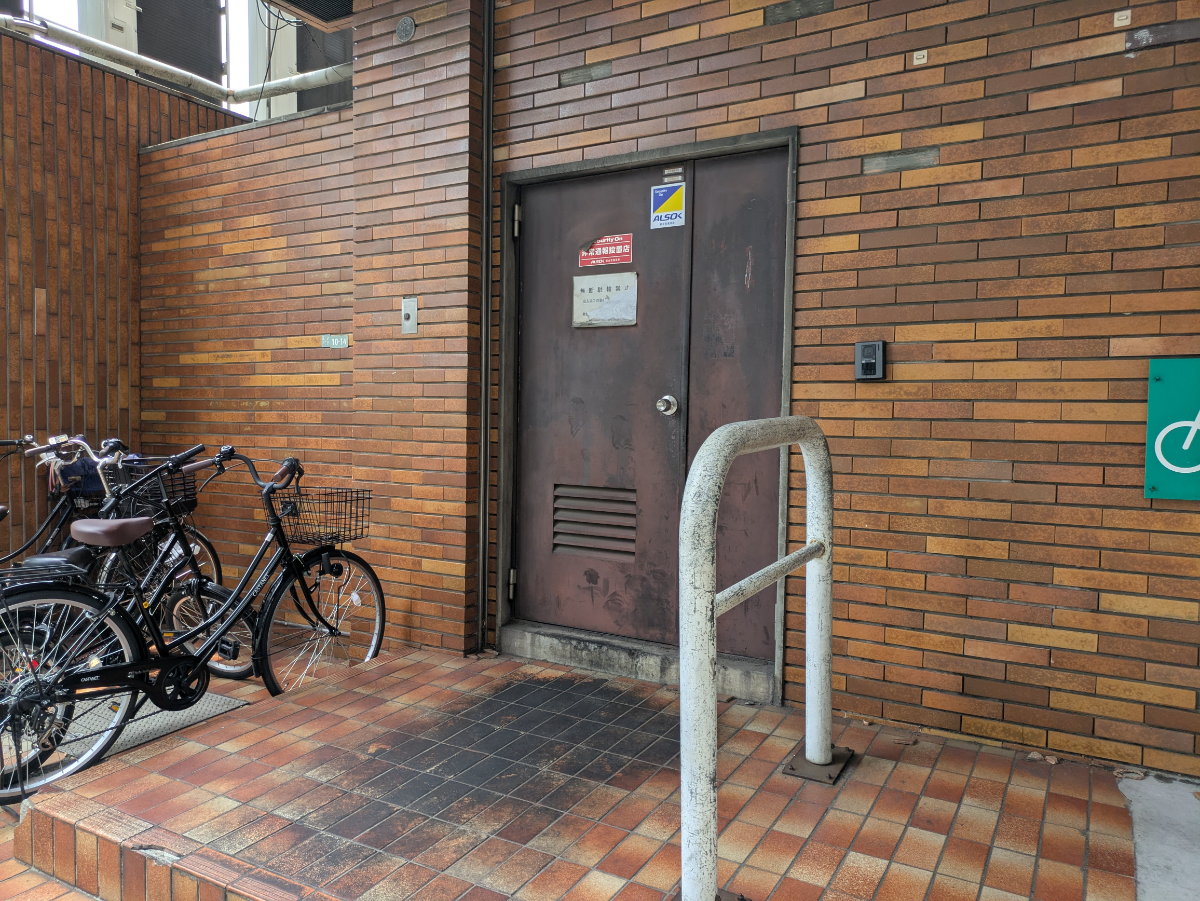 v20260701150807/fresh/building/J00100398166_64