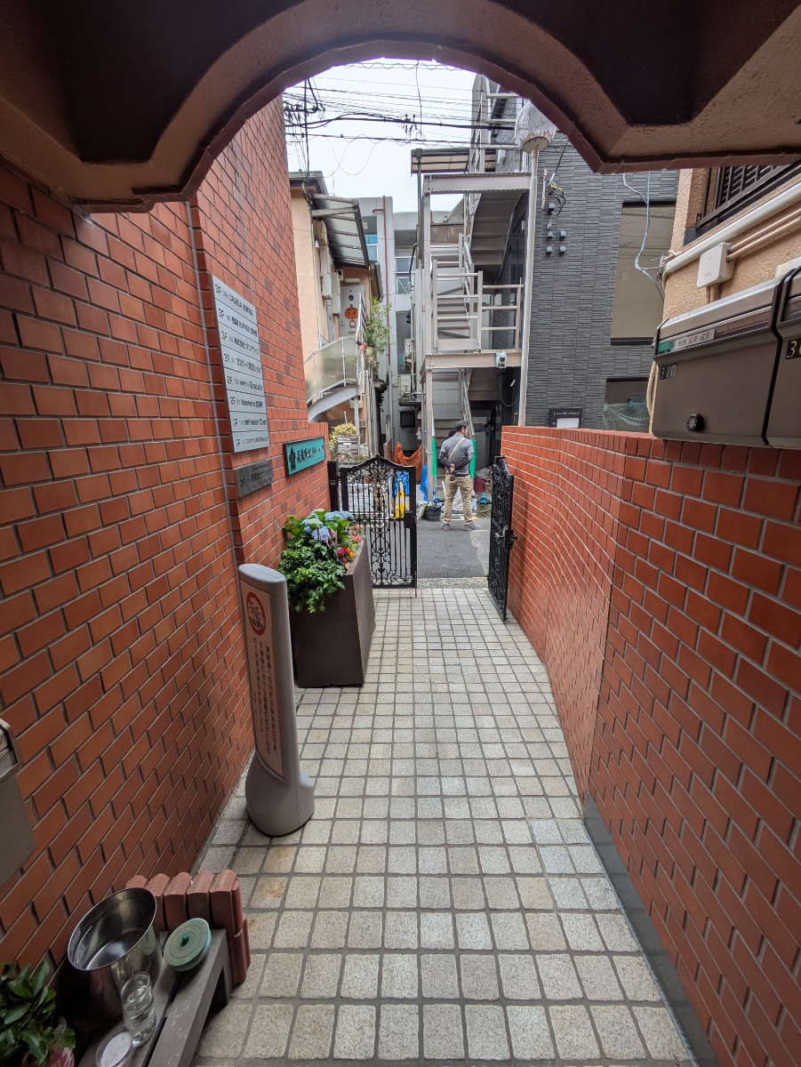 v20260703025157/fresh/building/J00100419764_9