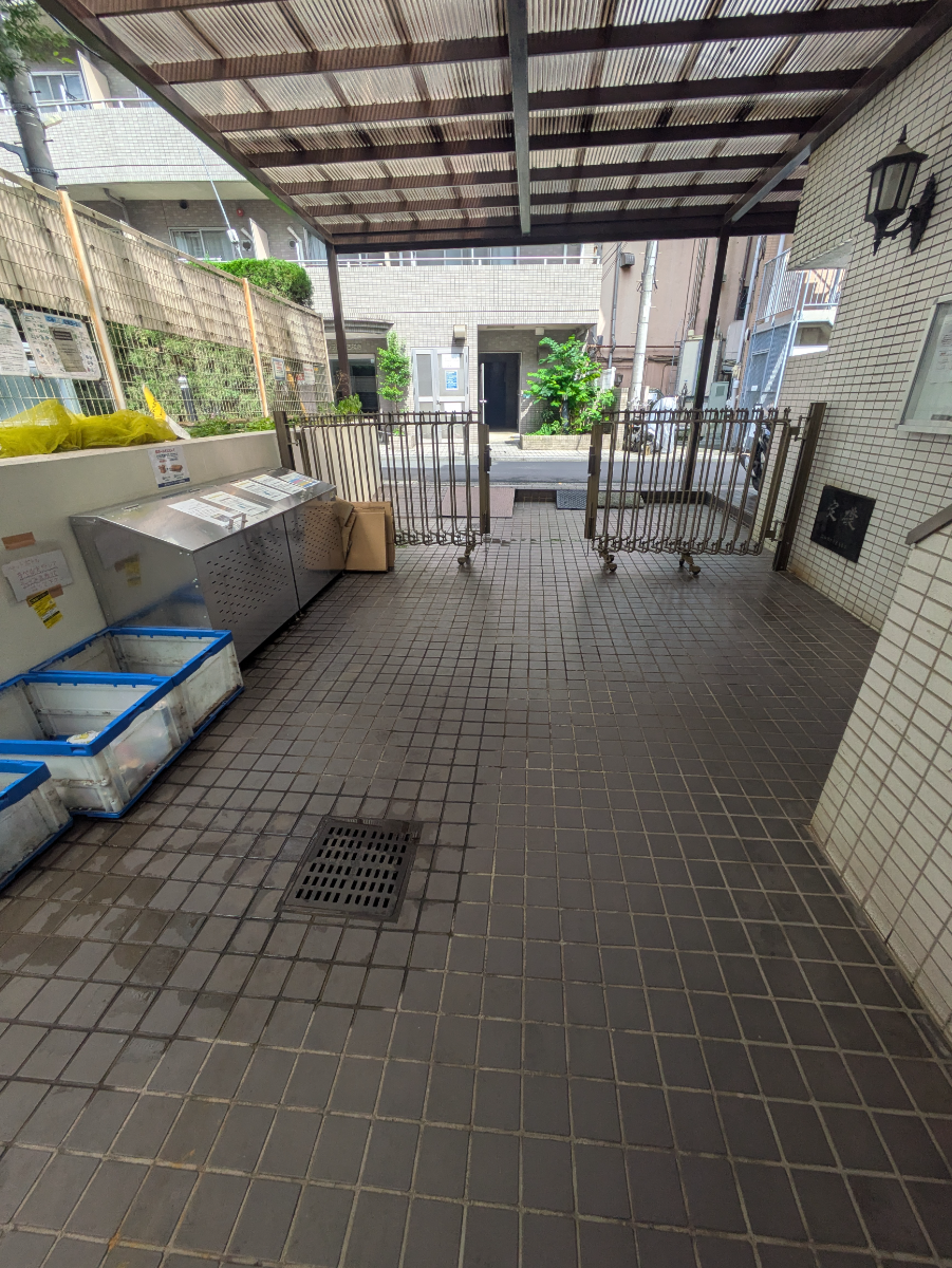 v20260713150859/fresh/building/J00100360588_7