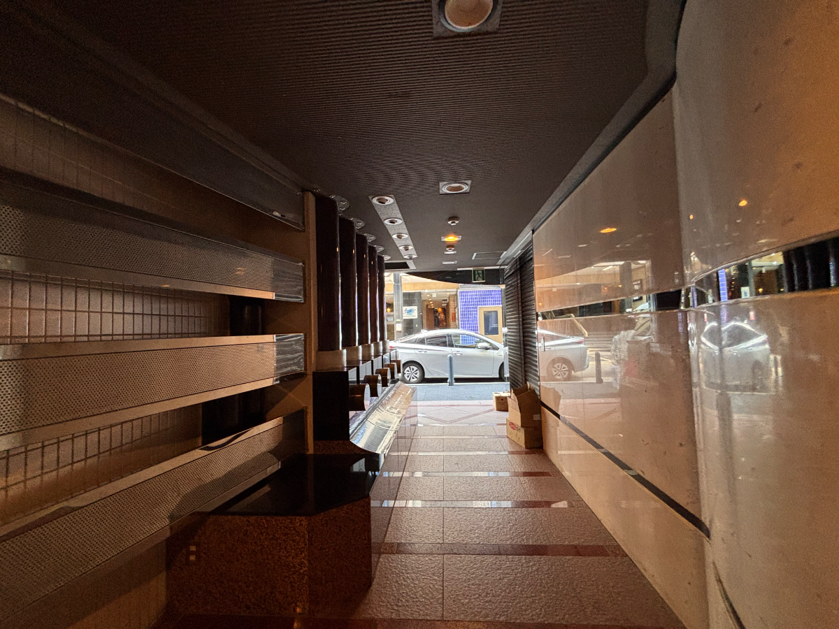 v20260713150859/fresh/building/J00100640821_9