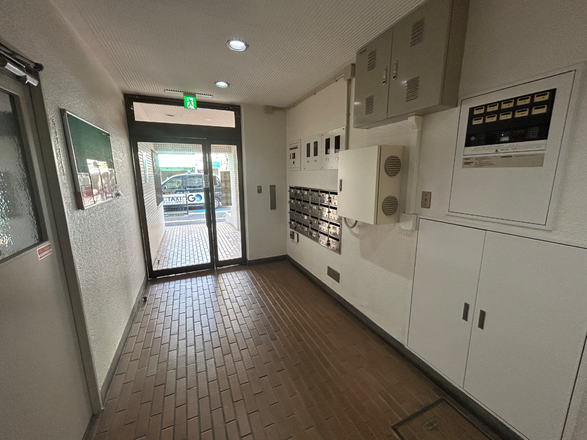 v20260716150746/fresh/building/J00100363052_9