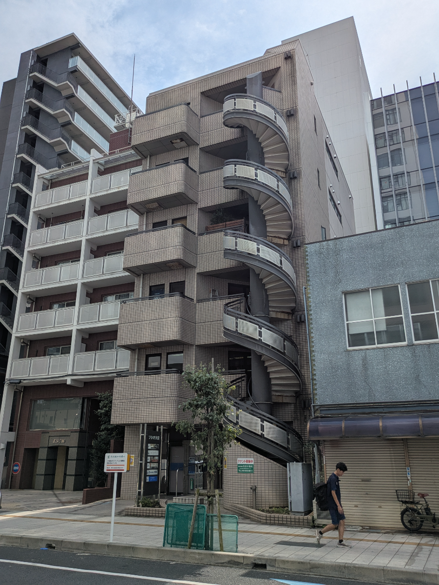 v20260722150900/fresh/building/J00100359424_13