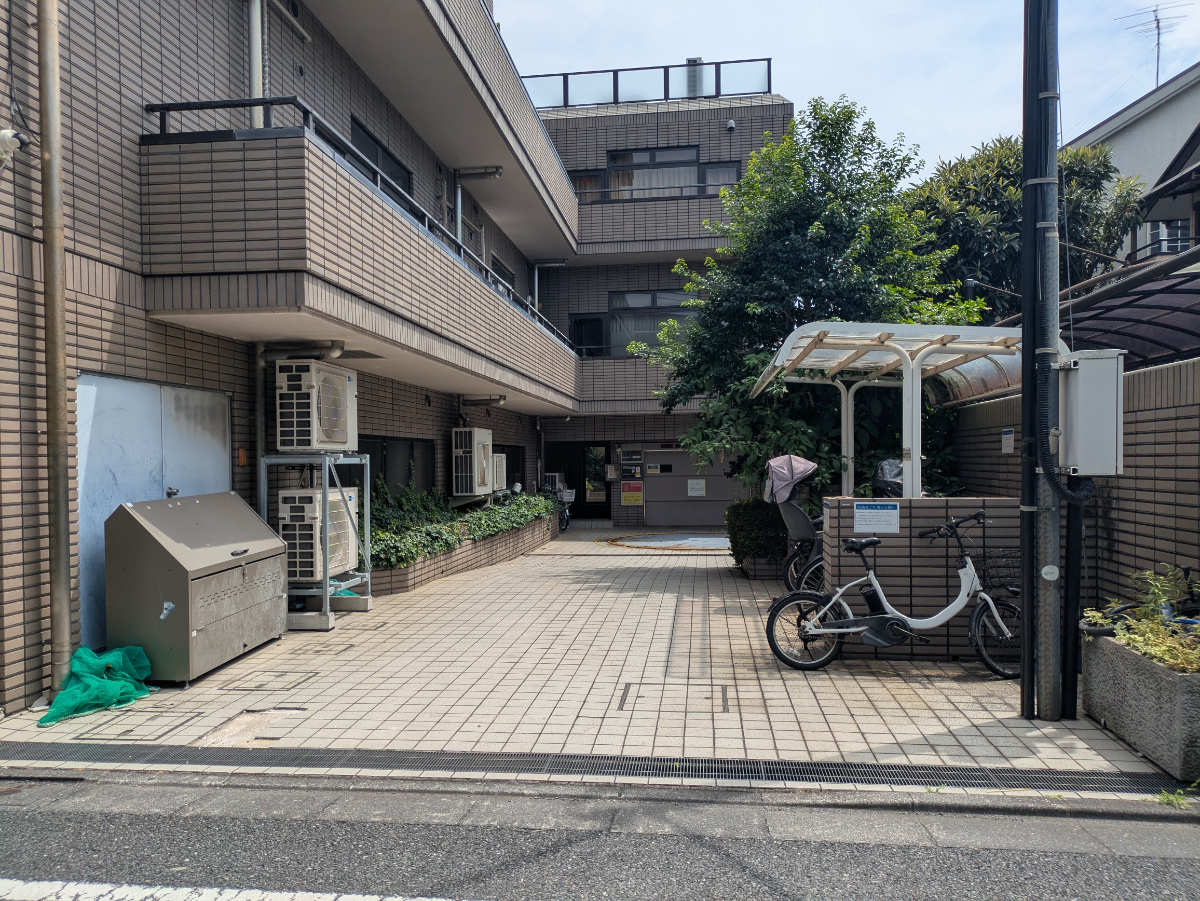 v20260802150642/fresh/building/J00100367156_9