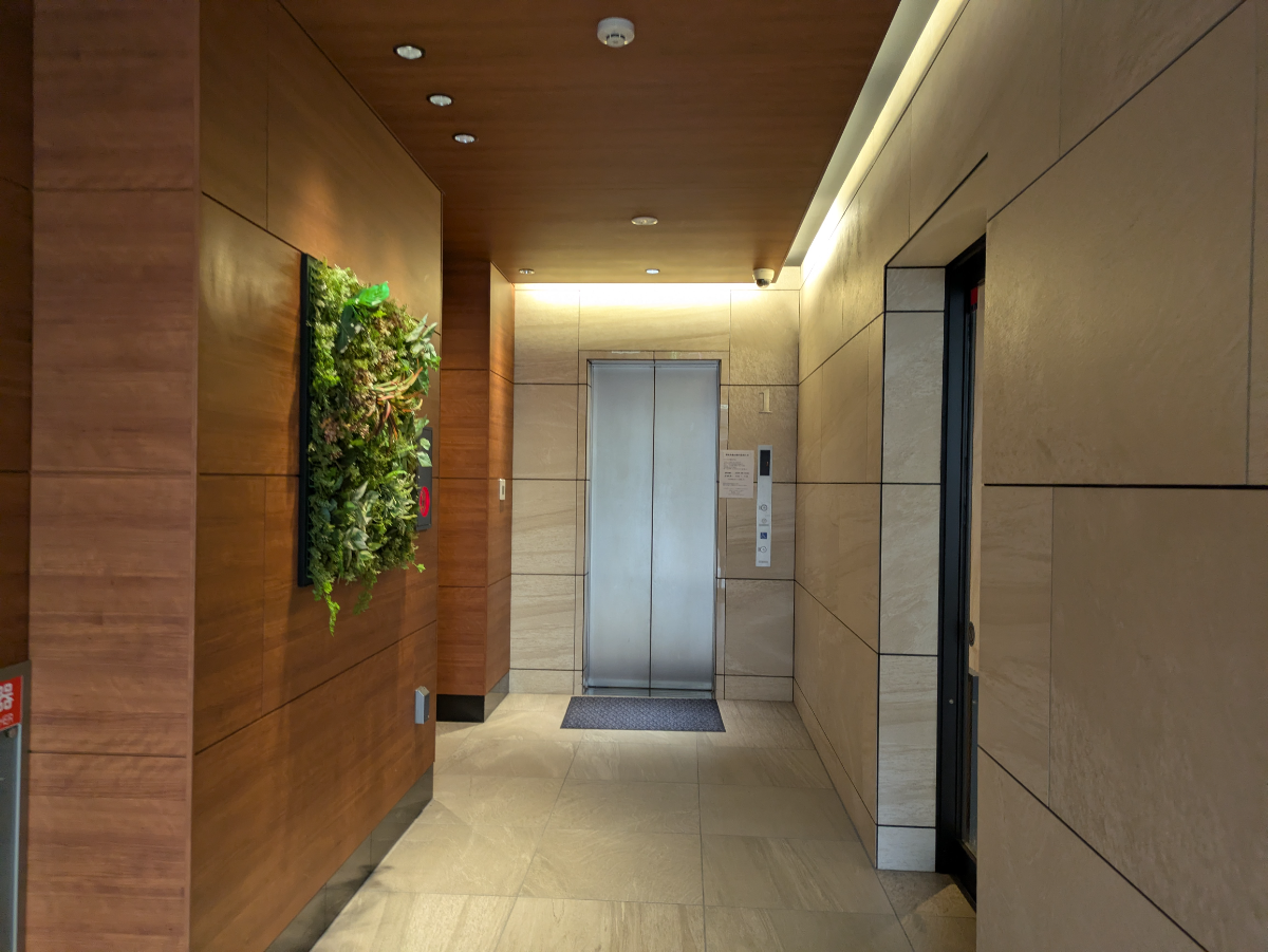 v20260802150642/fresh/building/J00100478707_8