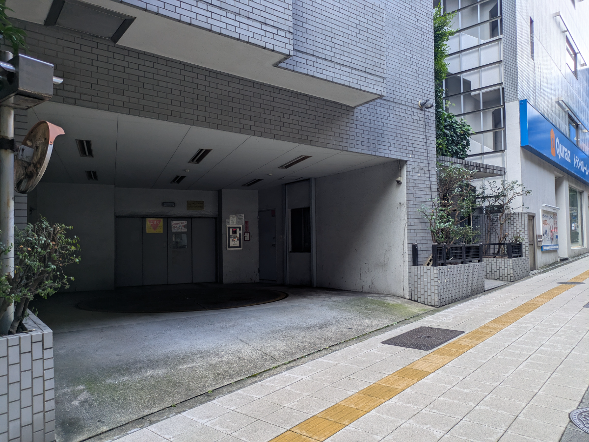 v20260812150645/fresh/building/J00100379979_10