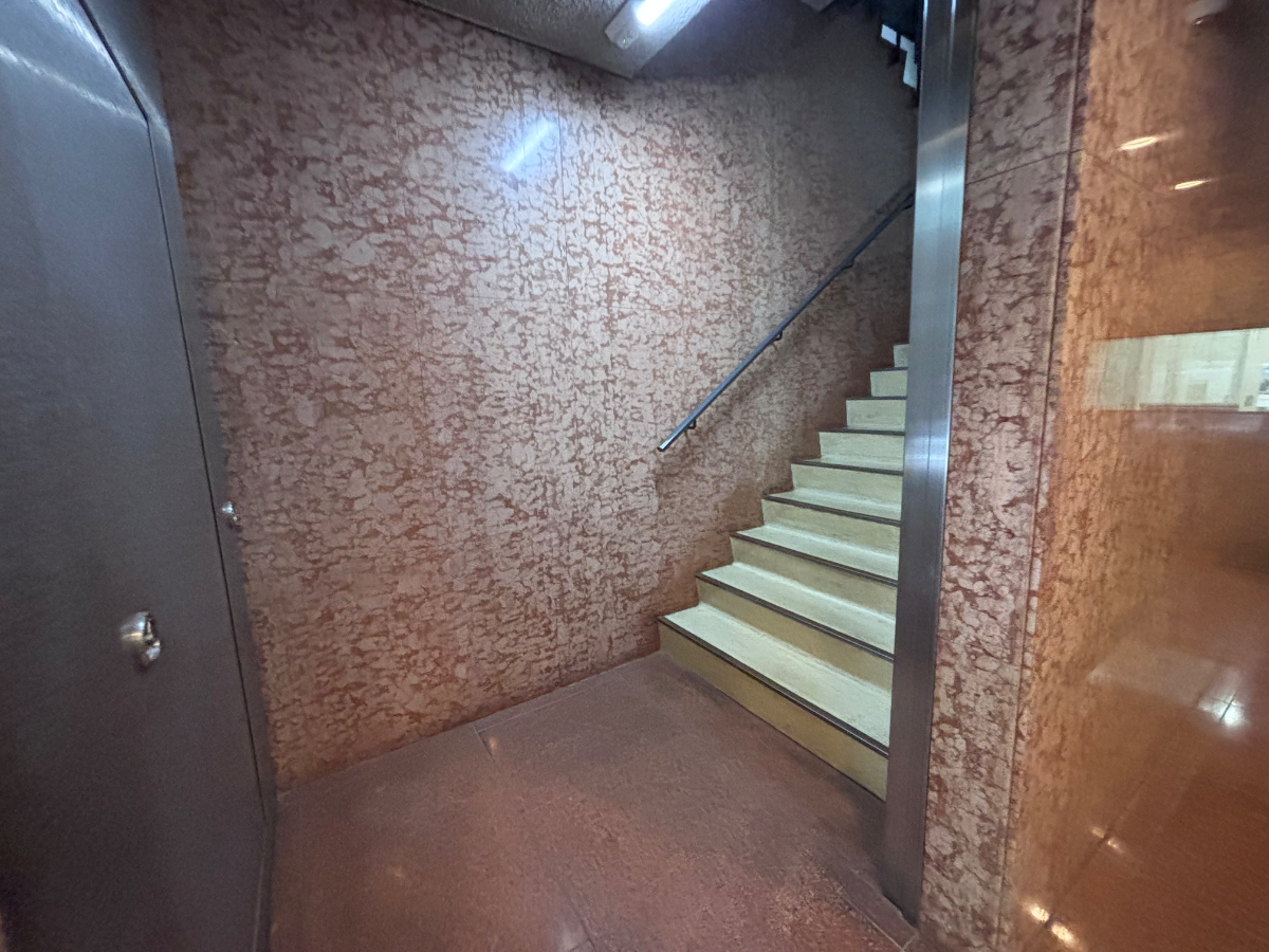 v20260907150756/fresh/building/J00100631961_9