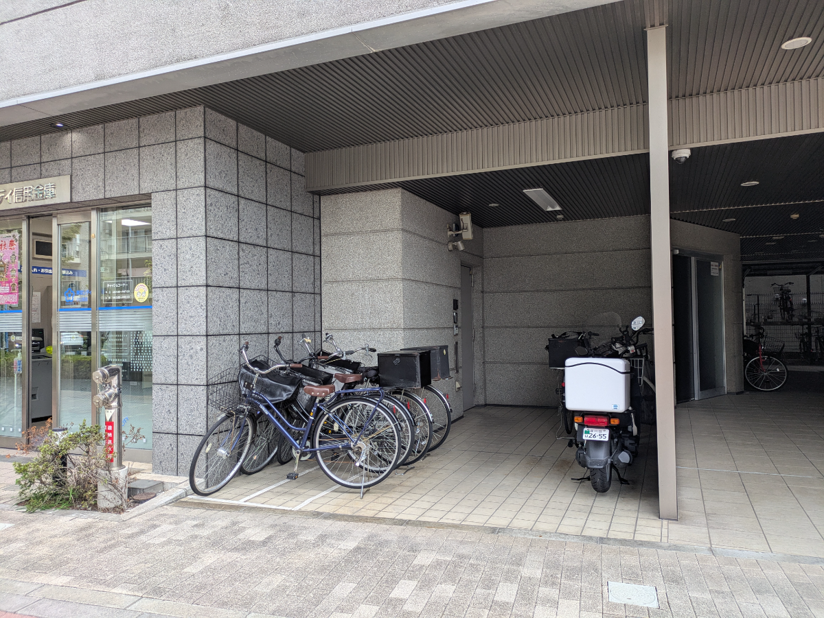 v20260908150910/fresh/building/J00100404977_19