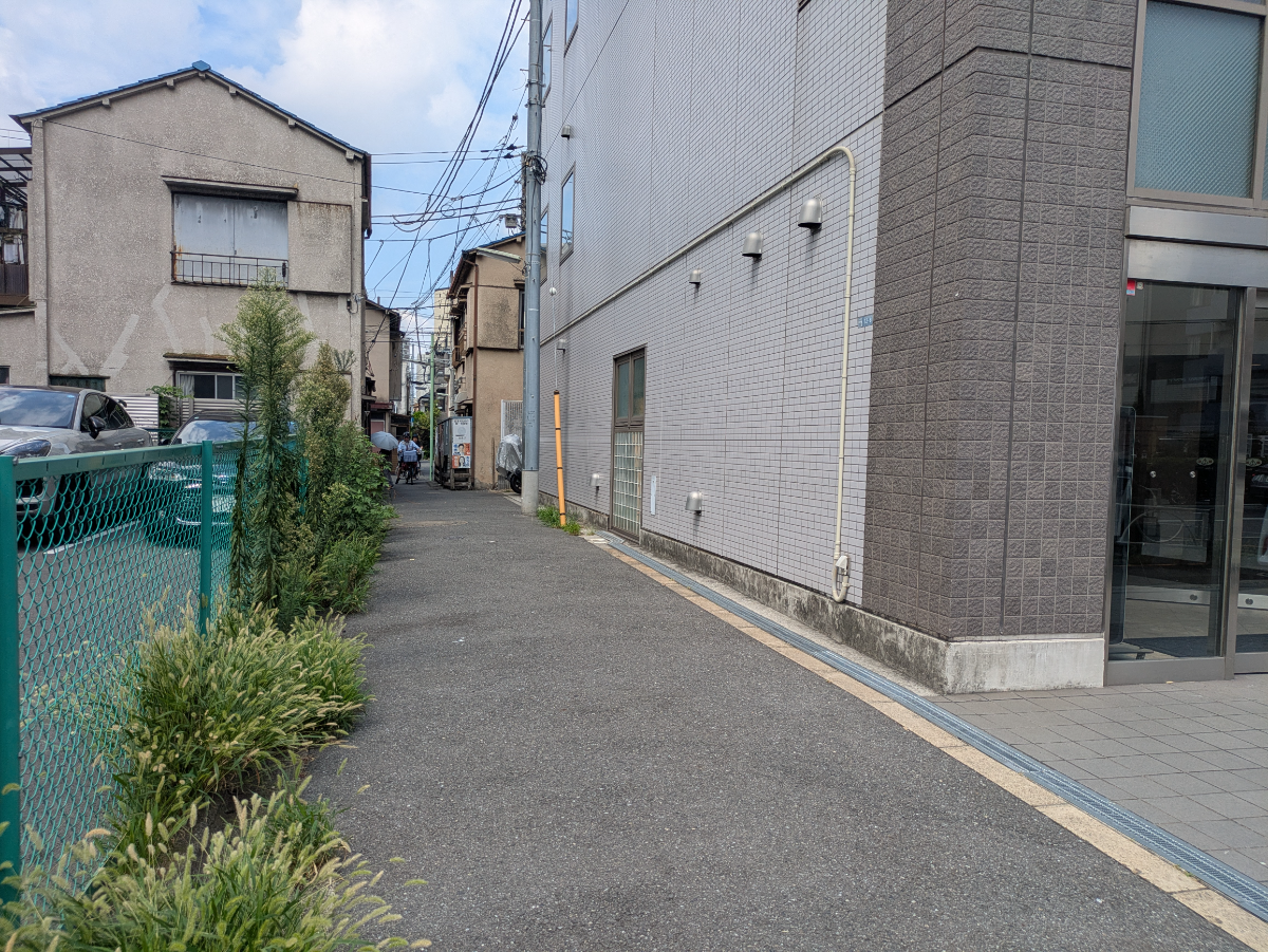 v20260928120459/fresh/building/J00100363088_15