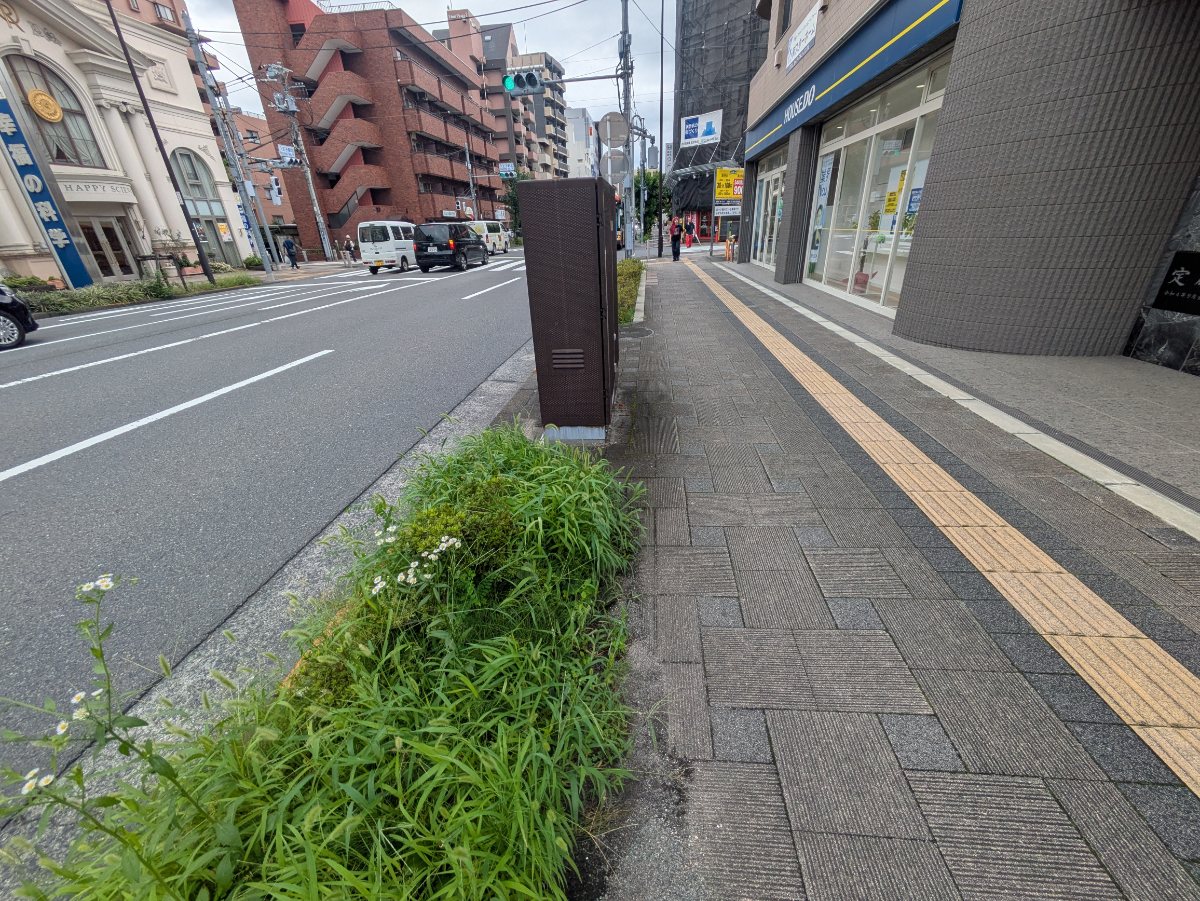 v20260928120459/fresh/building/J00100502723_13