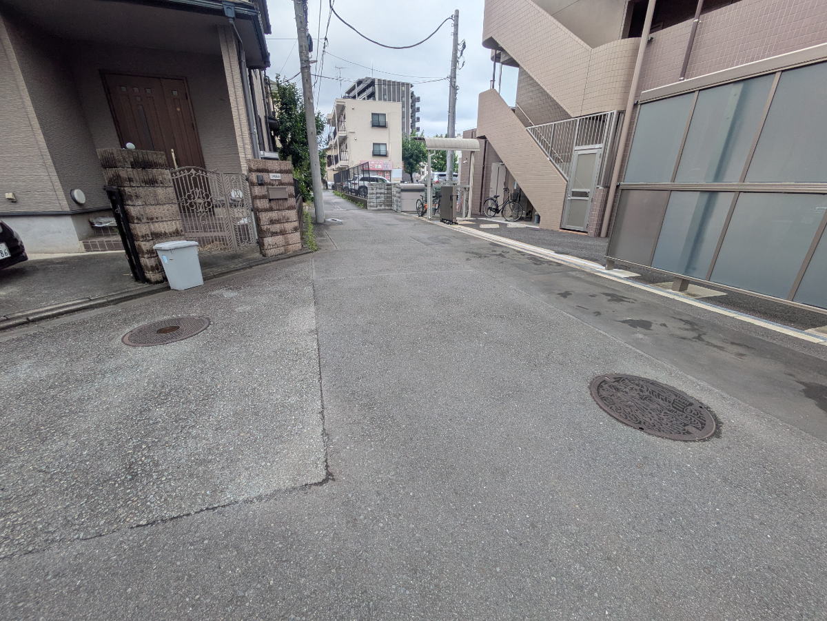 v20260928120459/fresh/building/J00100502723_9