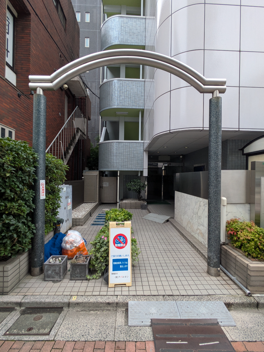 v20260928120459/fresh/building/J00100508926_13