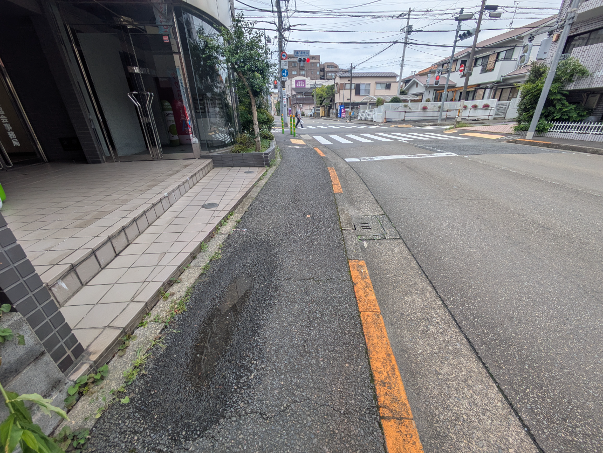 v20260928120459/fresh/building/J00100510271_11