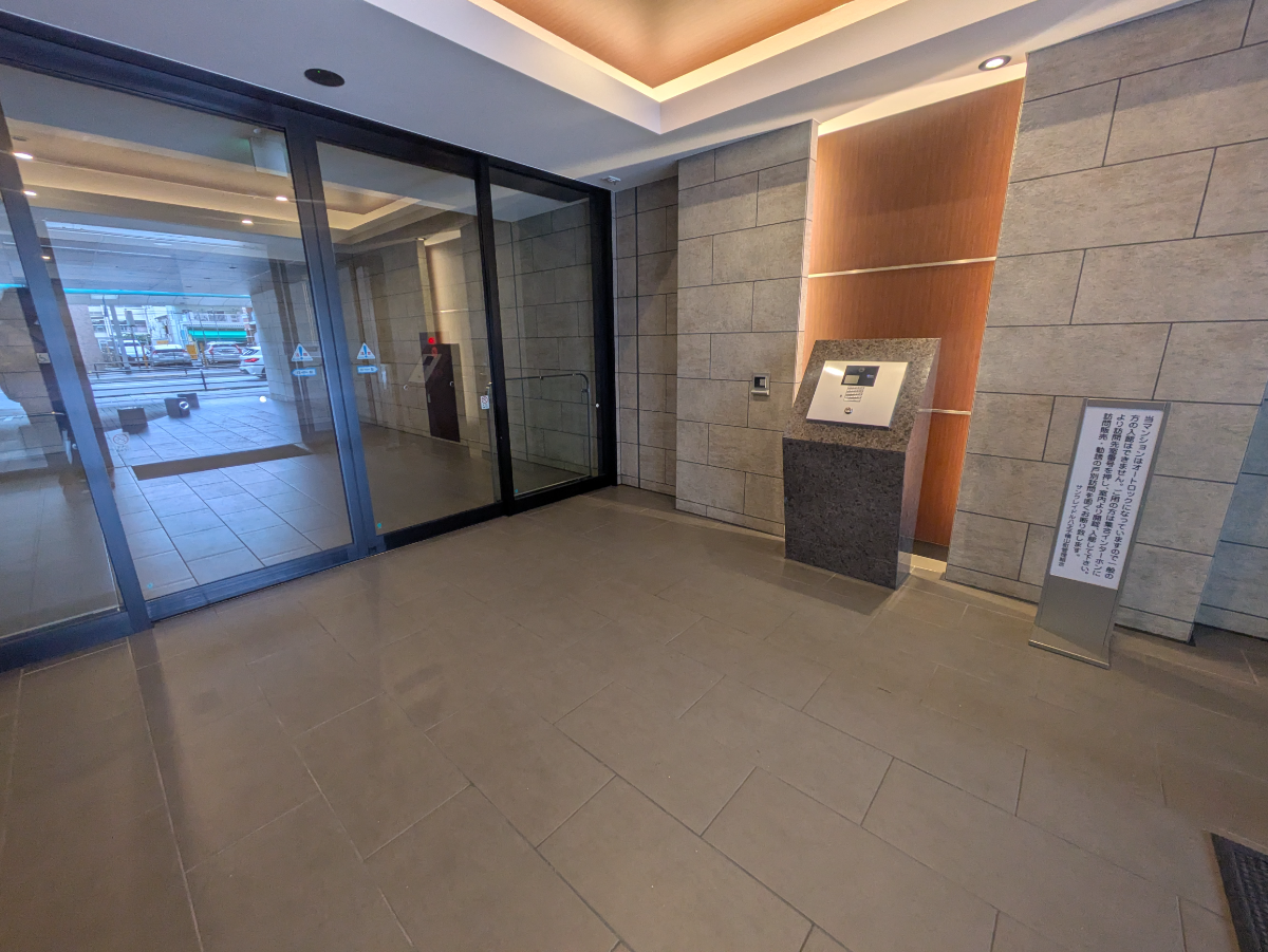 v20260928122115/fresh/building/J00100498818_10