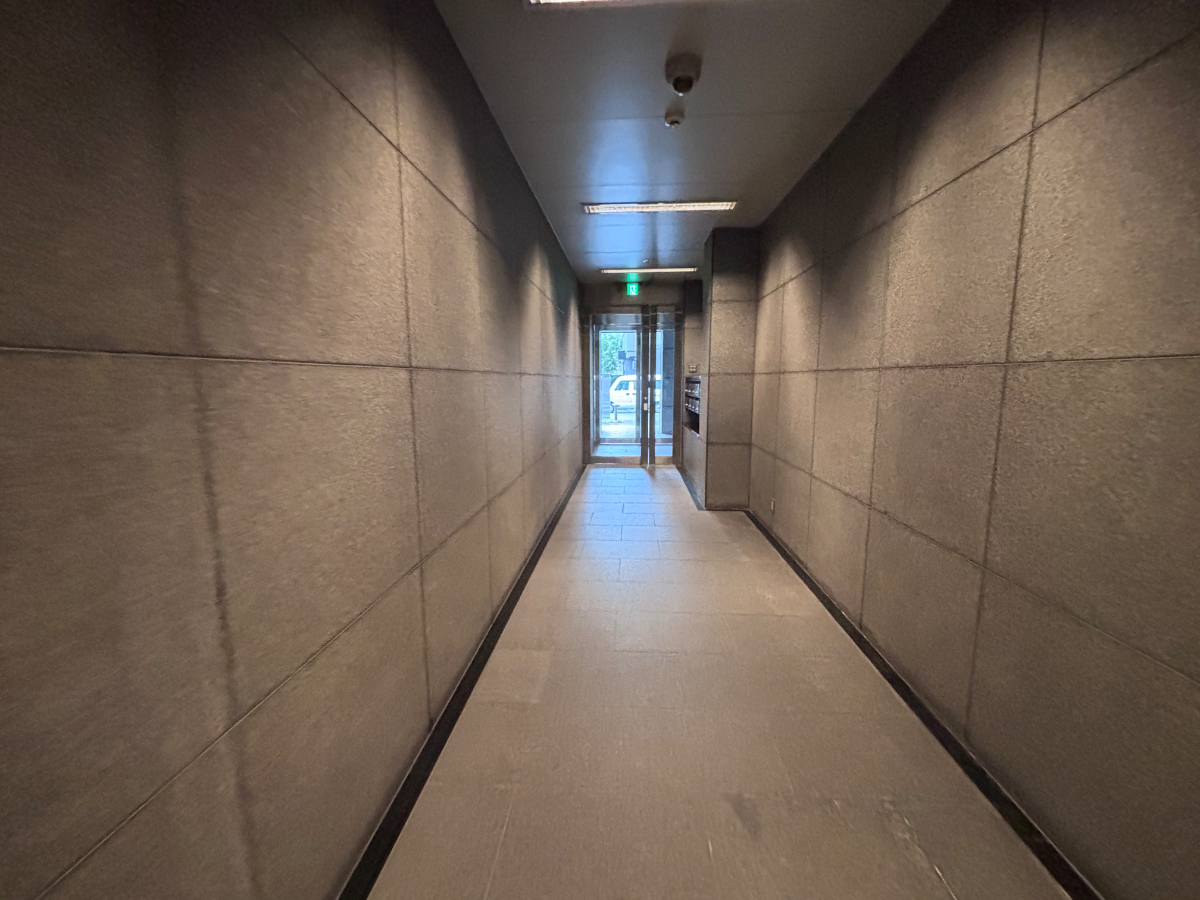 v20260928122115/fresh/building/J00100641324_10