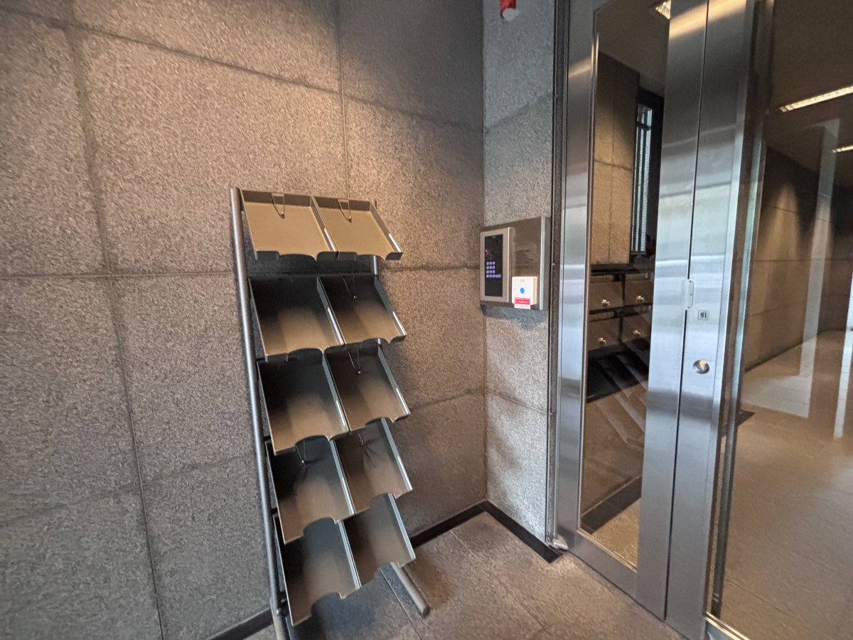 v20260928122115/fresh/building/J00100641324_9