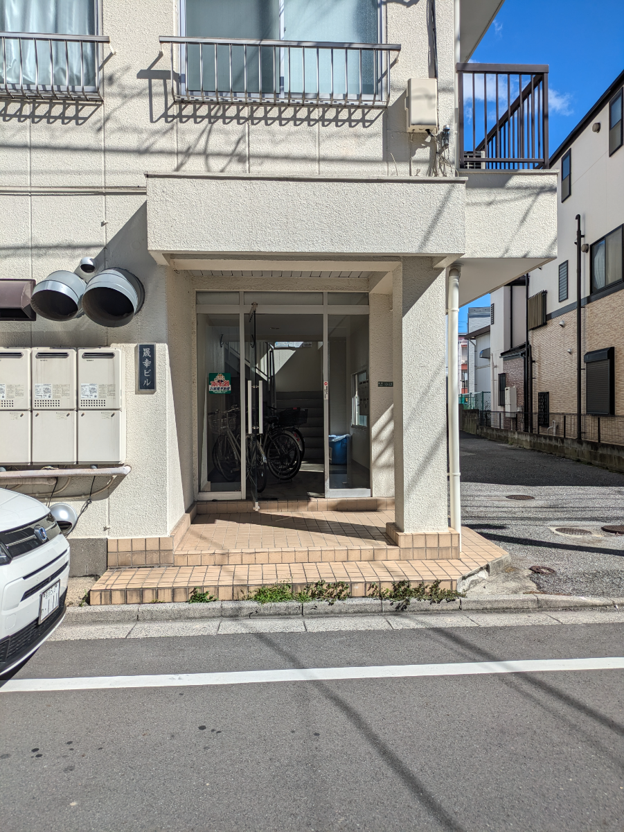 v20260928125745/fresh/building/J00100369595_3