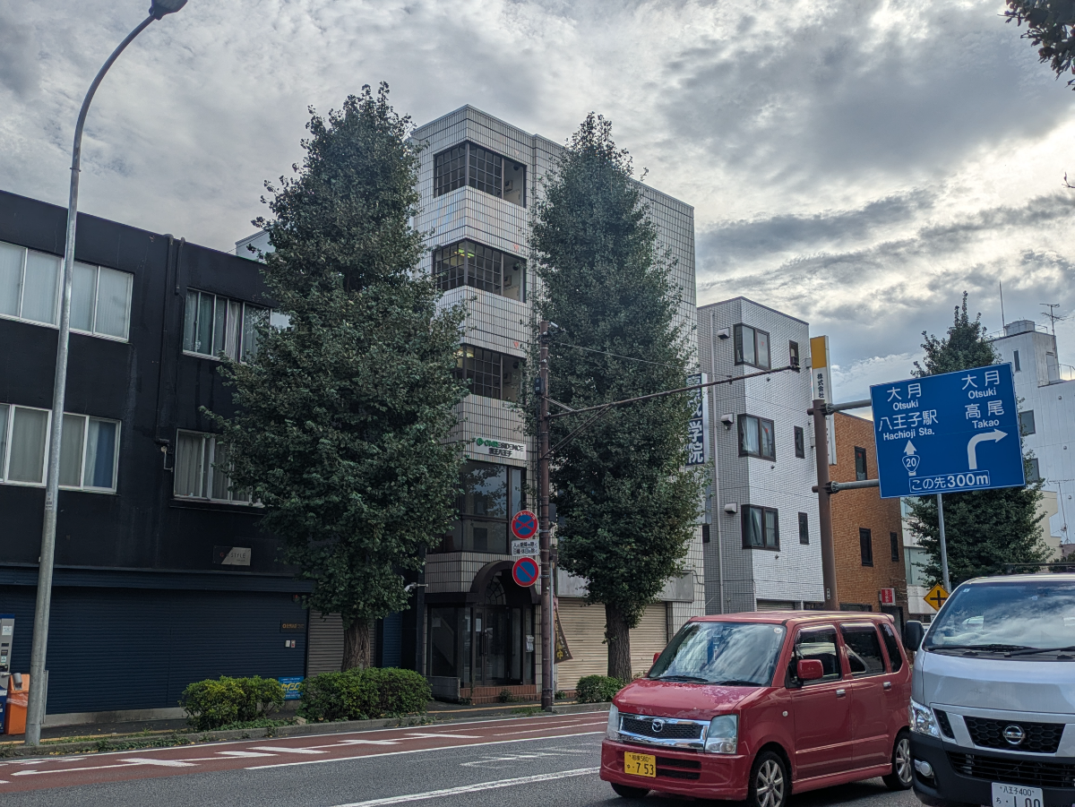v20260928131807/fresh/building/J00100410723_15