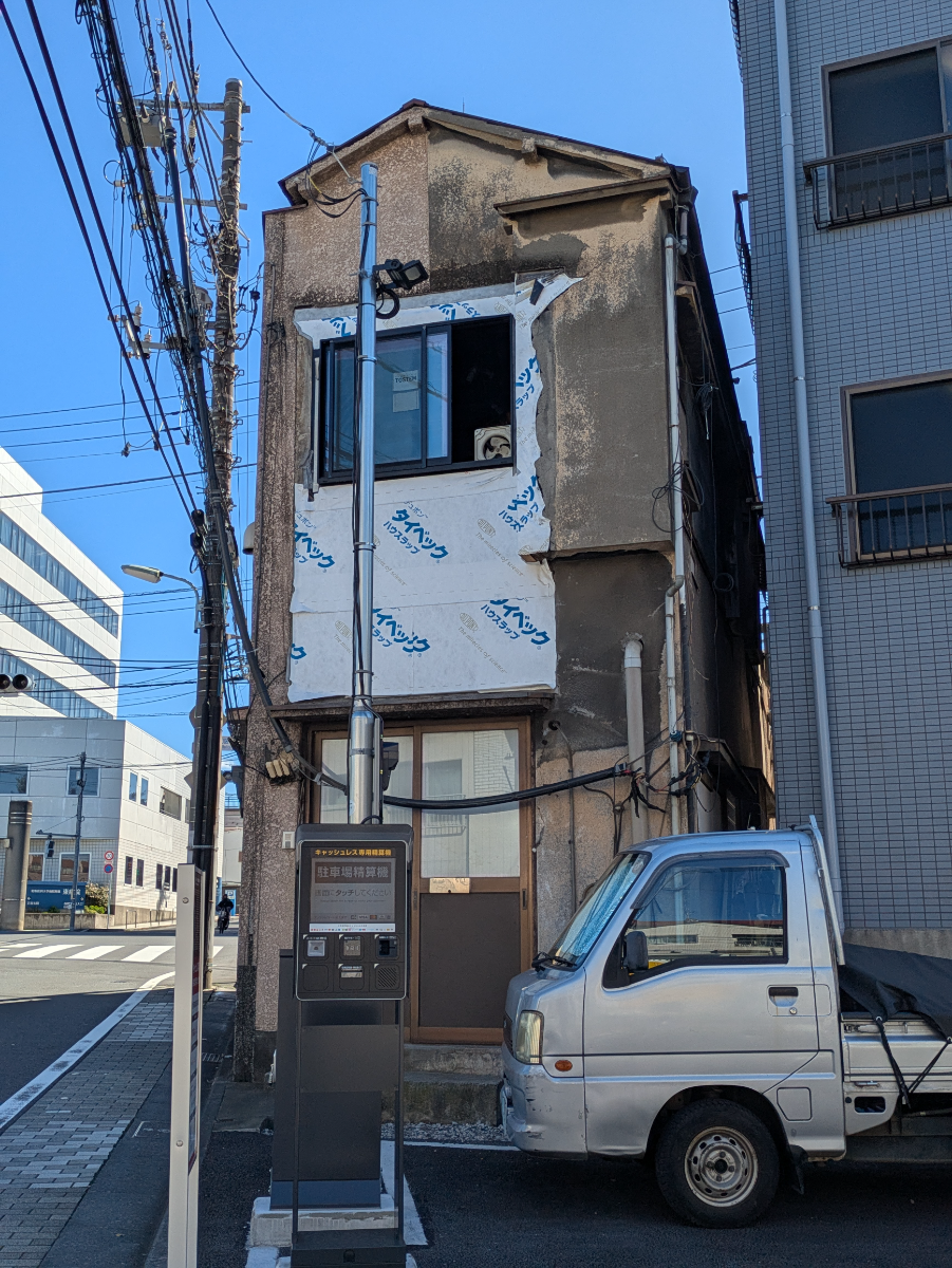 v20260928150753/fresh/building/J00100643824_5