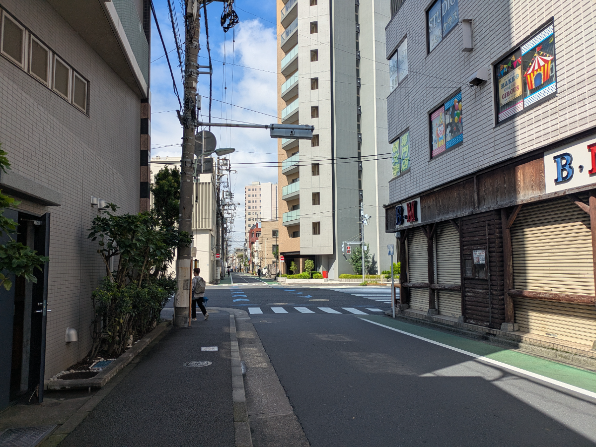 v20260930151010/fresh/building/J00100466932_16